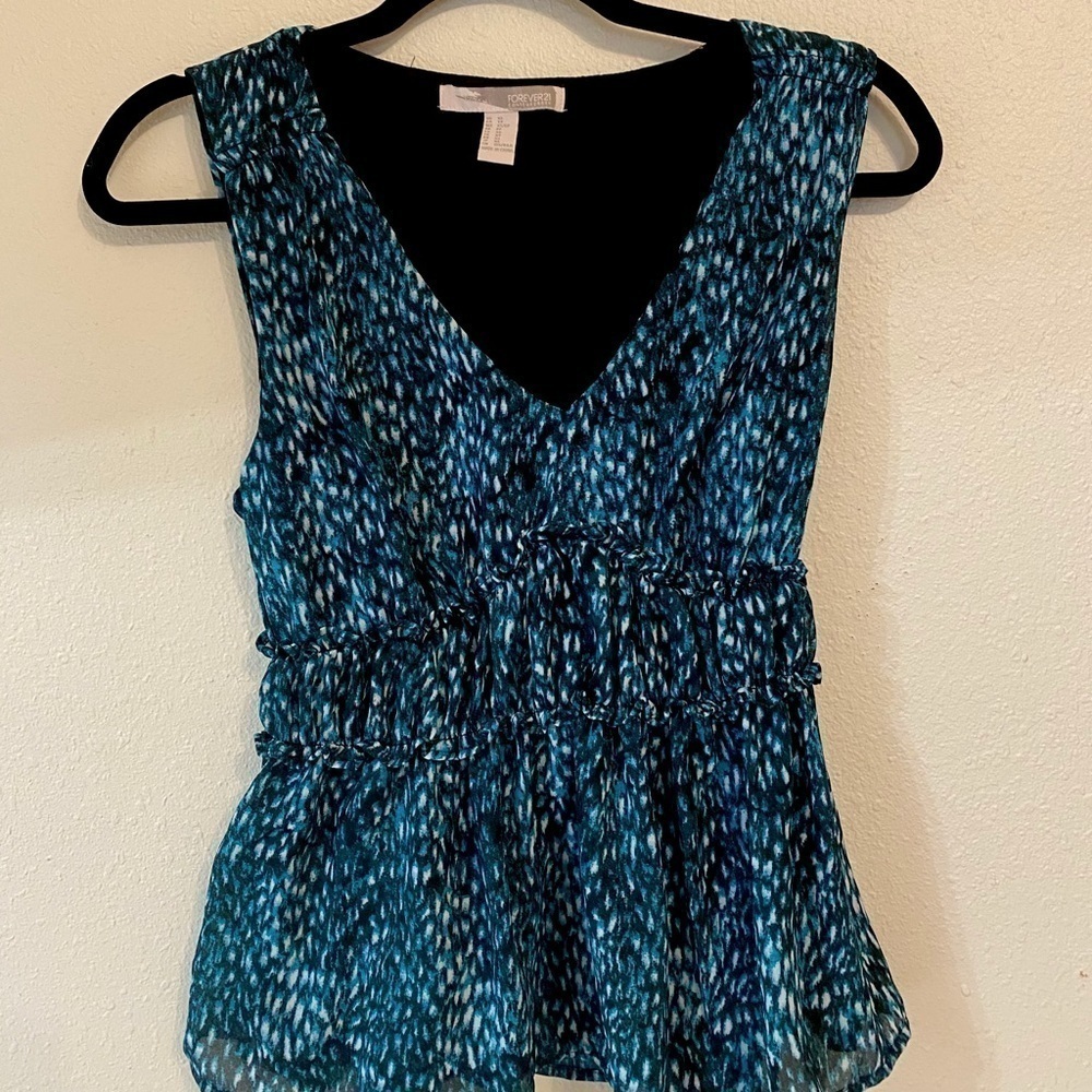 Forever 21 Sleeveless Top Black